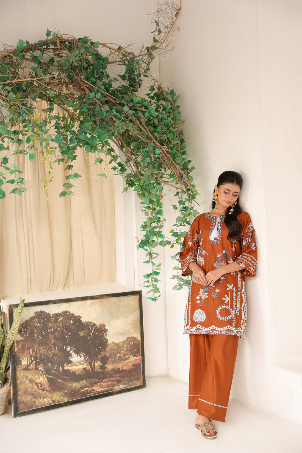 AMBER BLOOM embroidered co-ord set