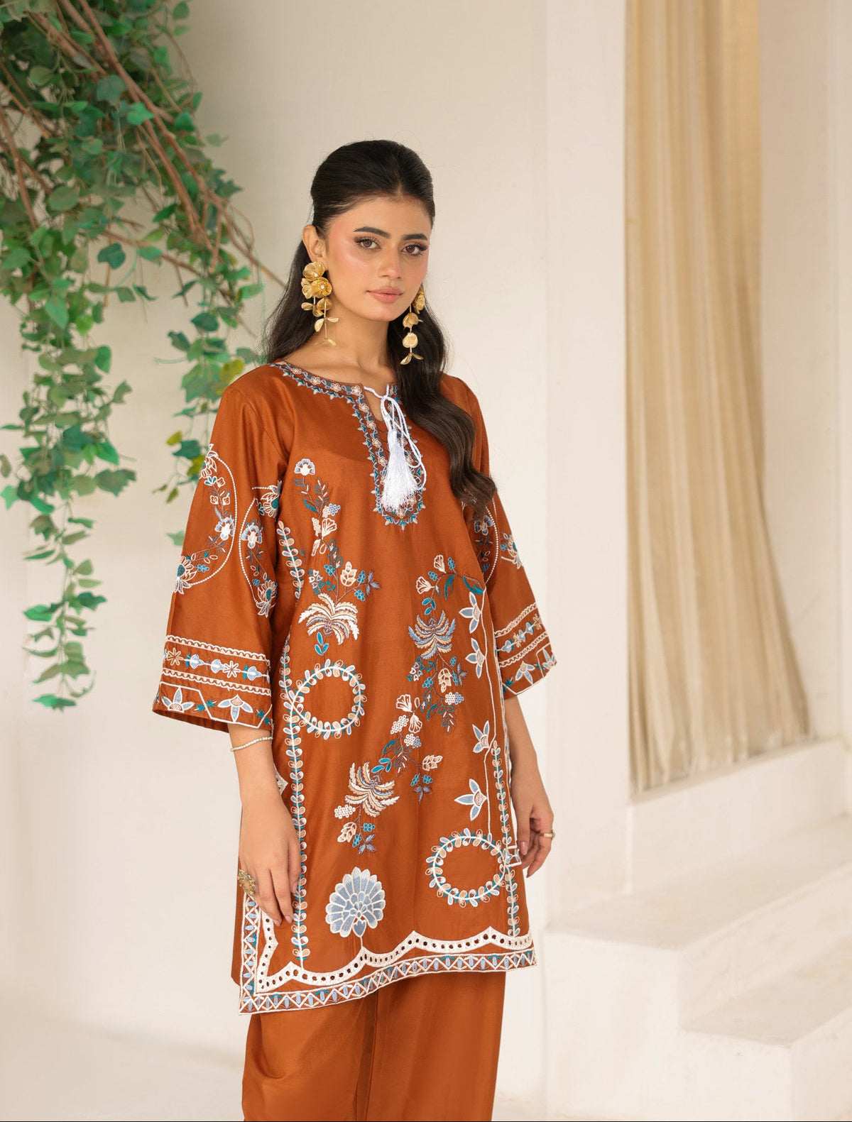 AMBER BLOOM embroidered co-ord set