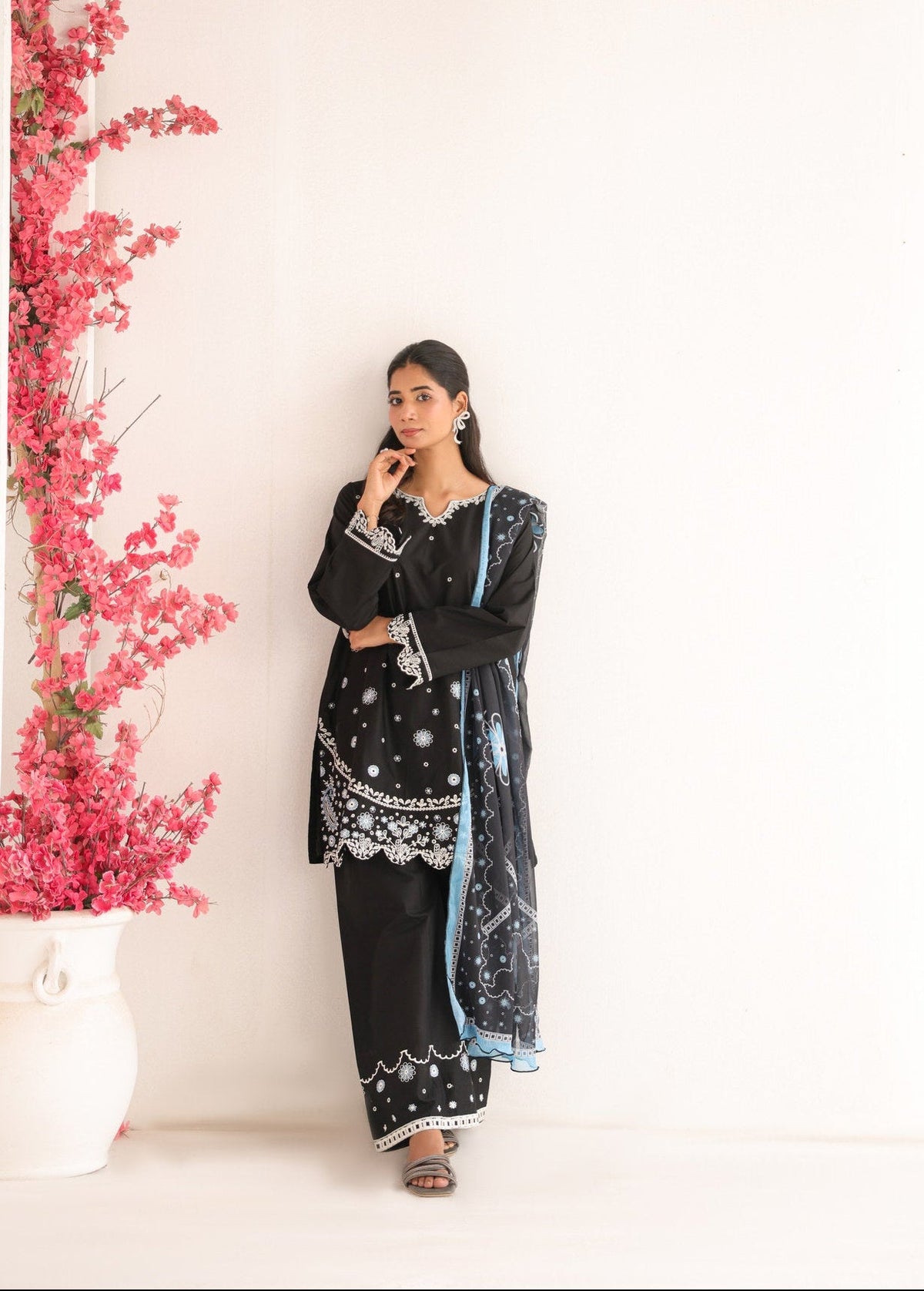 MIDNIGHT BLOOM embroidered co-ord set